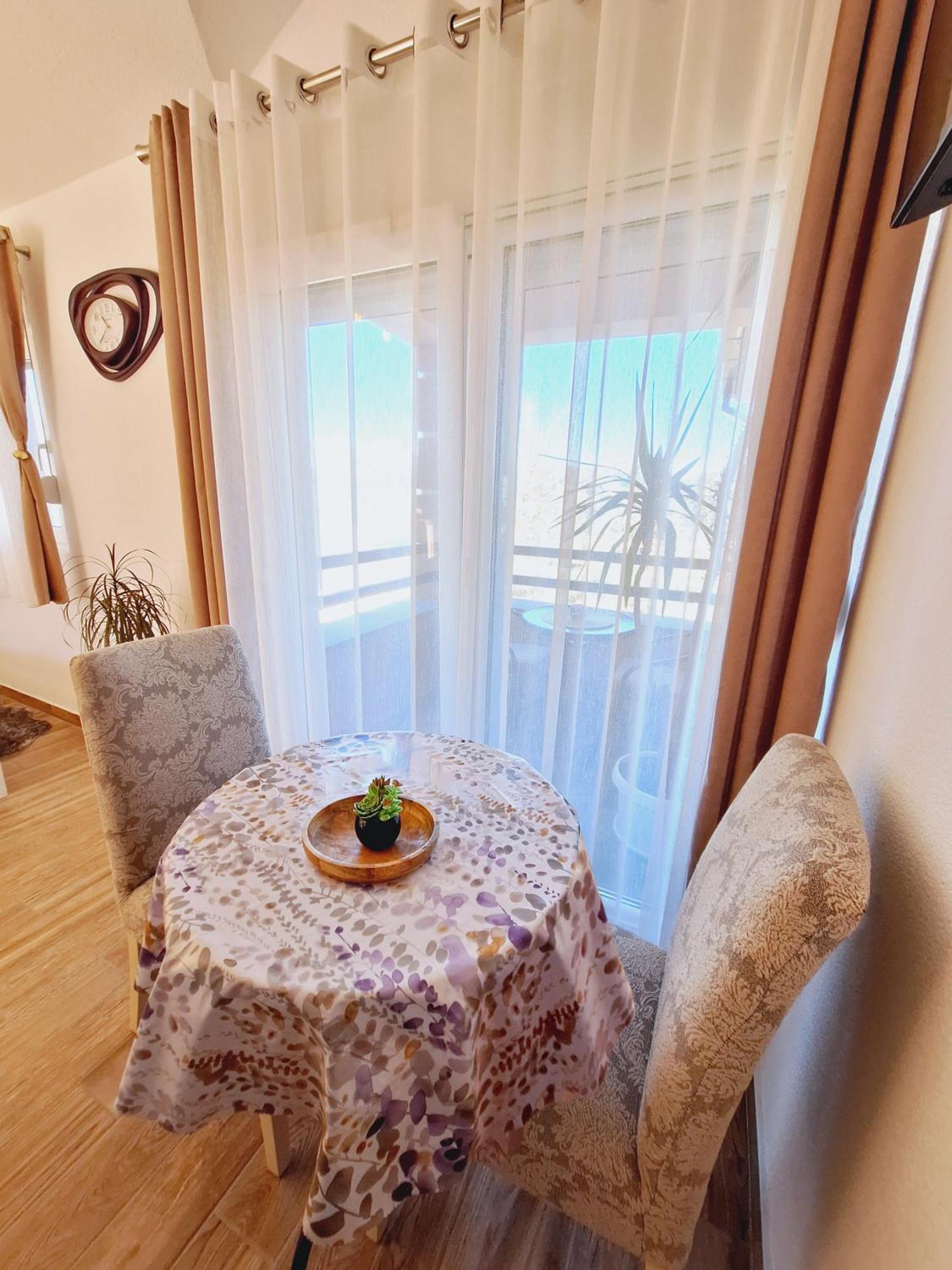 Sunny Side Apartments ริเยกาเซรโนเยวิชา ภายนอก รูปภาพ
